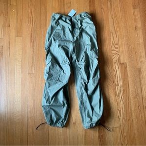 NWT H&M Army green parachute pants size Small